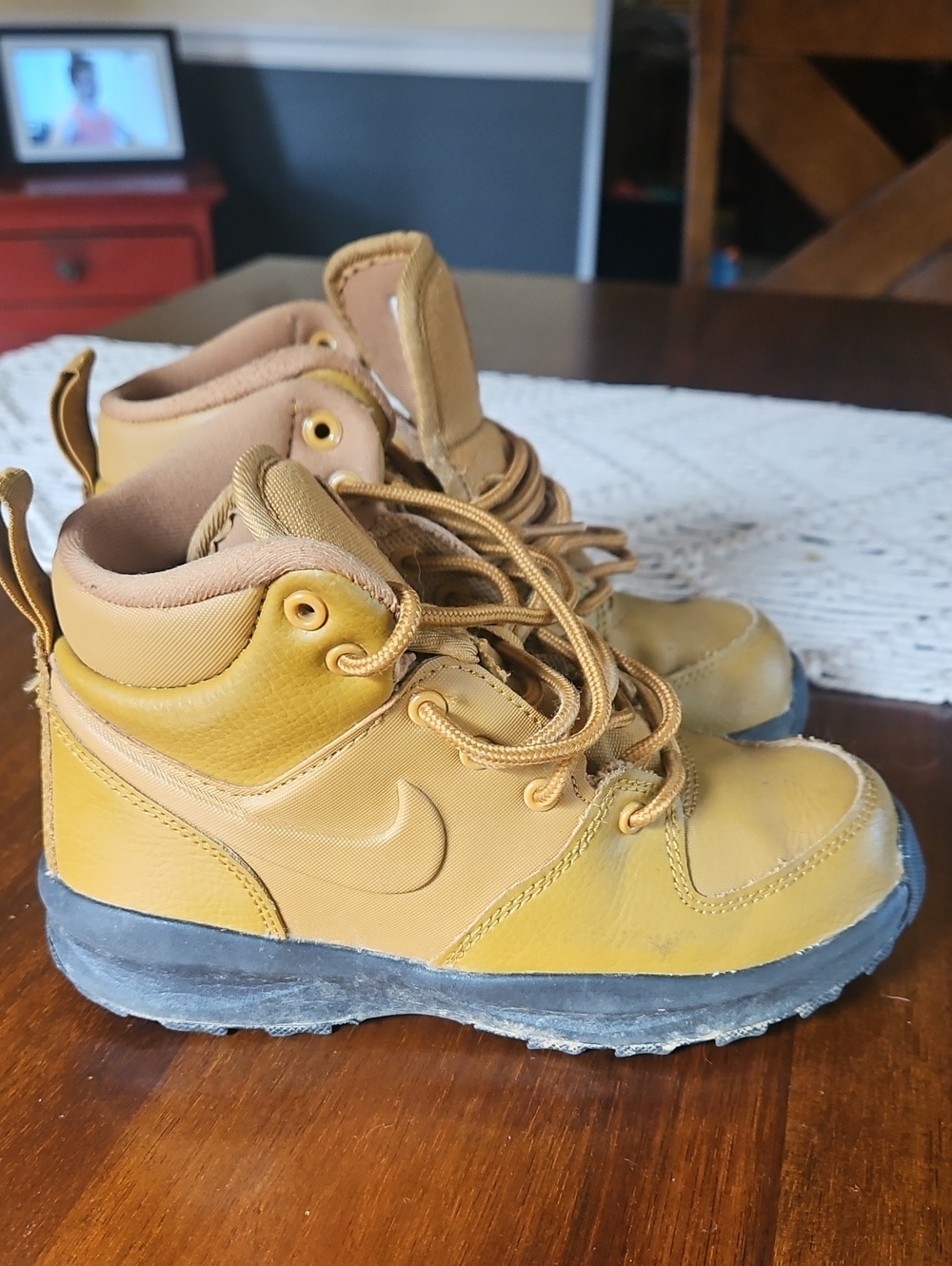 Nike Kids Wheat/Tan High-Top Lace Boots